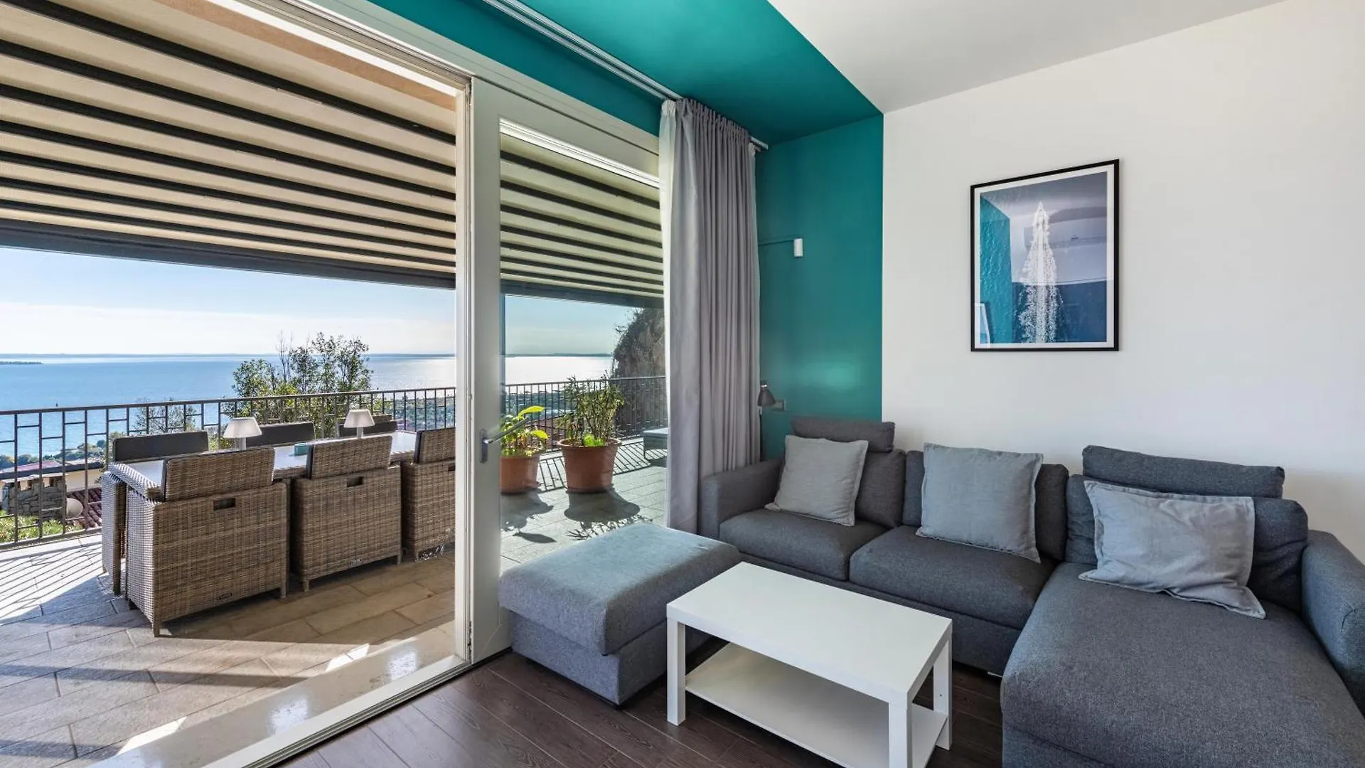 Residence Virgilio Blue Toscolano Maderno 0*,