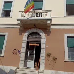 Delle Cartiere Hostel
