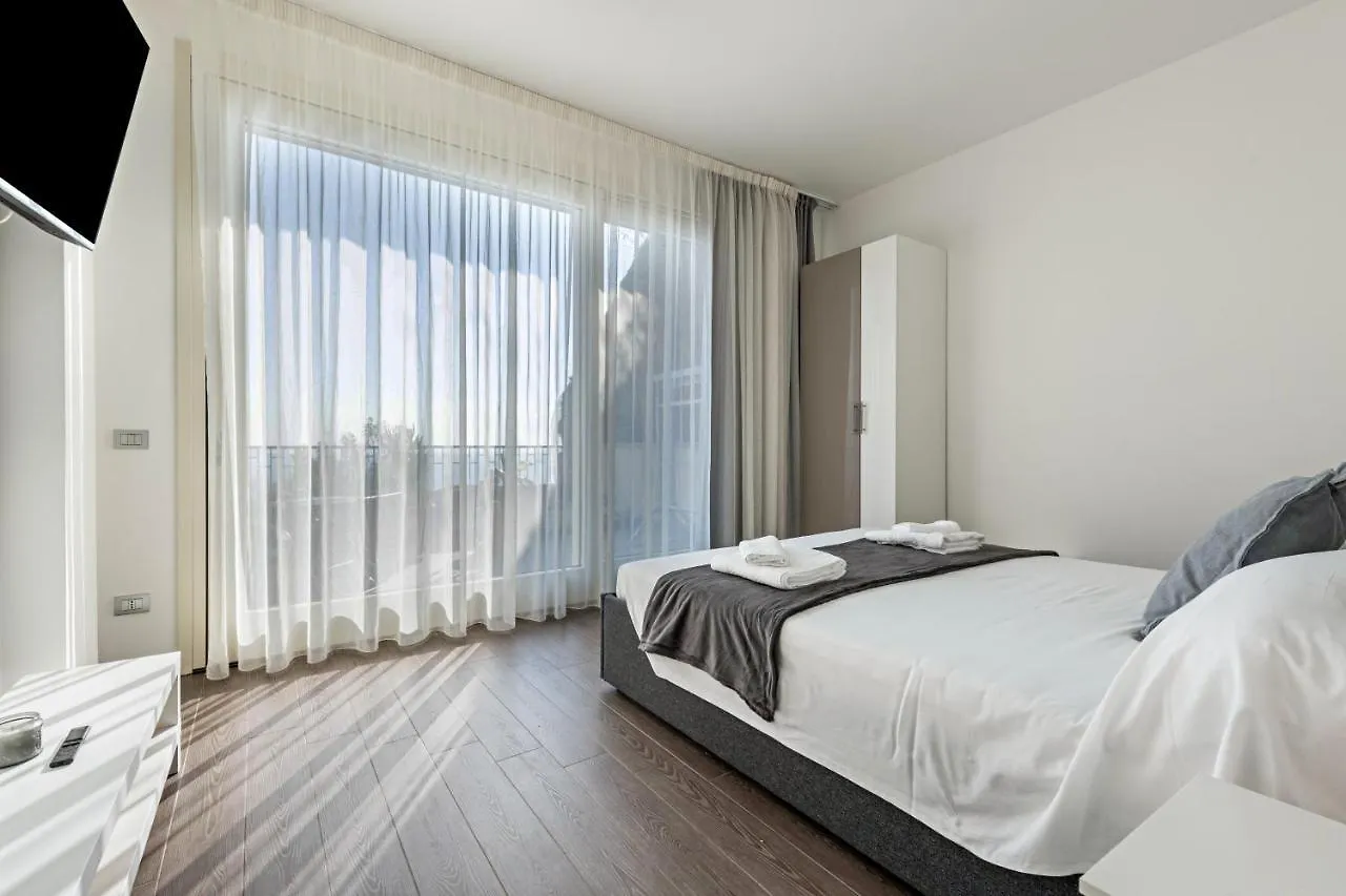 Apartment Residence Virgilio Blue Toscolano Maderno