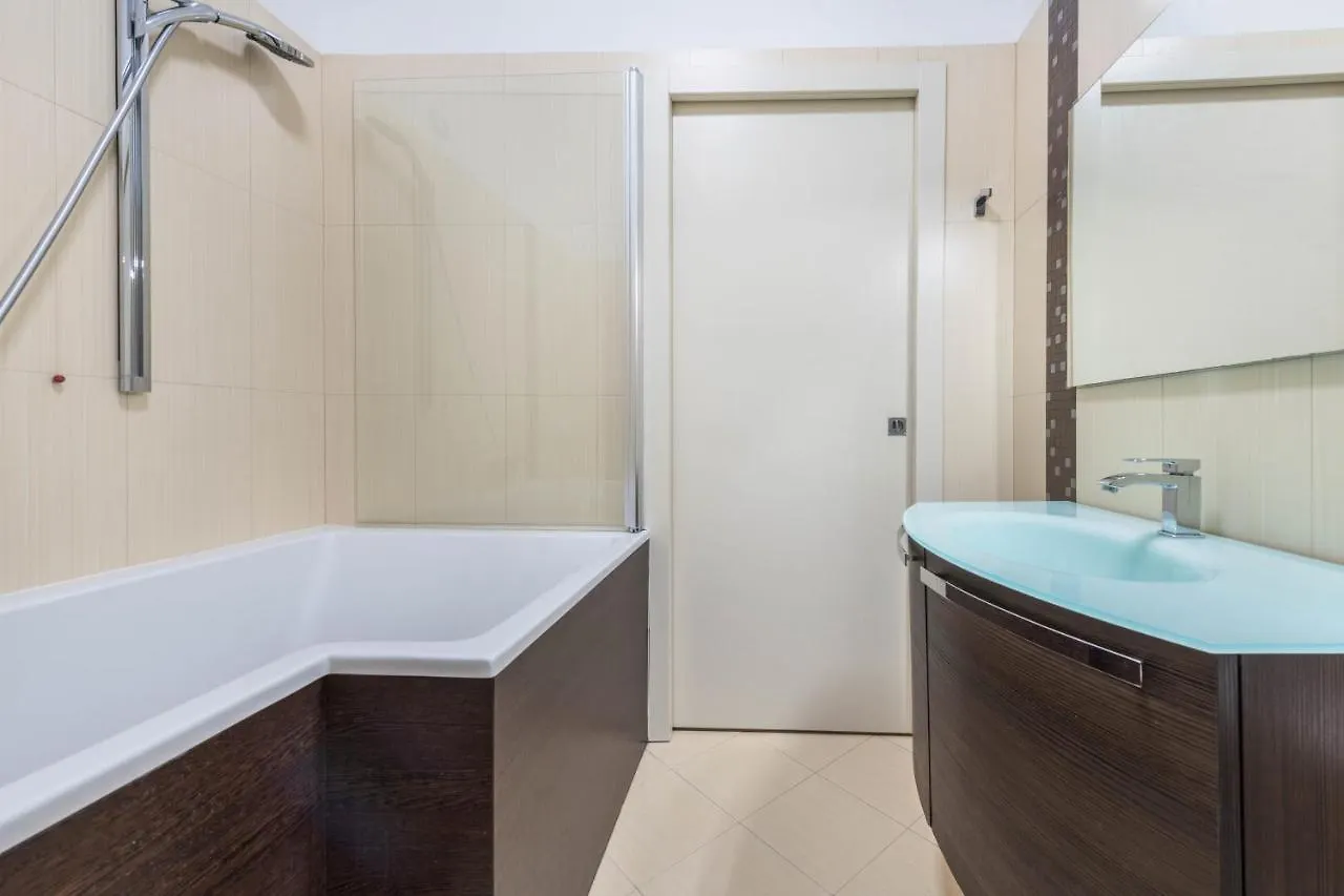 Apartment Residence Virgilio Blue Toscolano Maderno